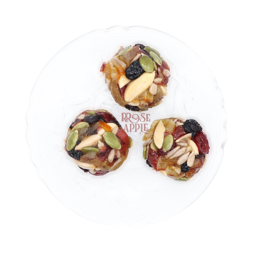 Laddoo Berries Nuts